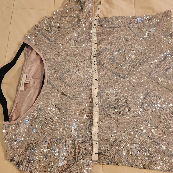 Skies Are Blue Top, Silver Sequined Cropped, Sz Small EUC Party, Cocktail, Club - Picture 10 of 14